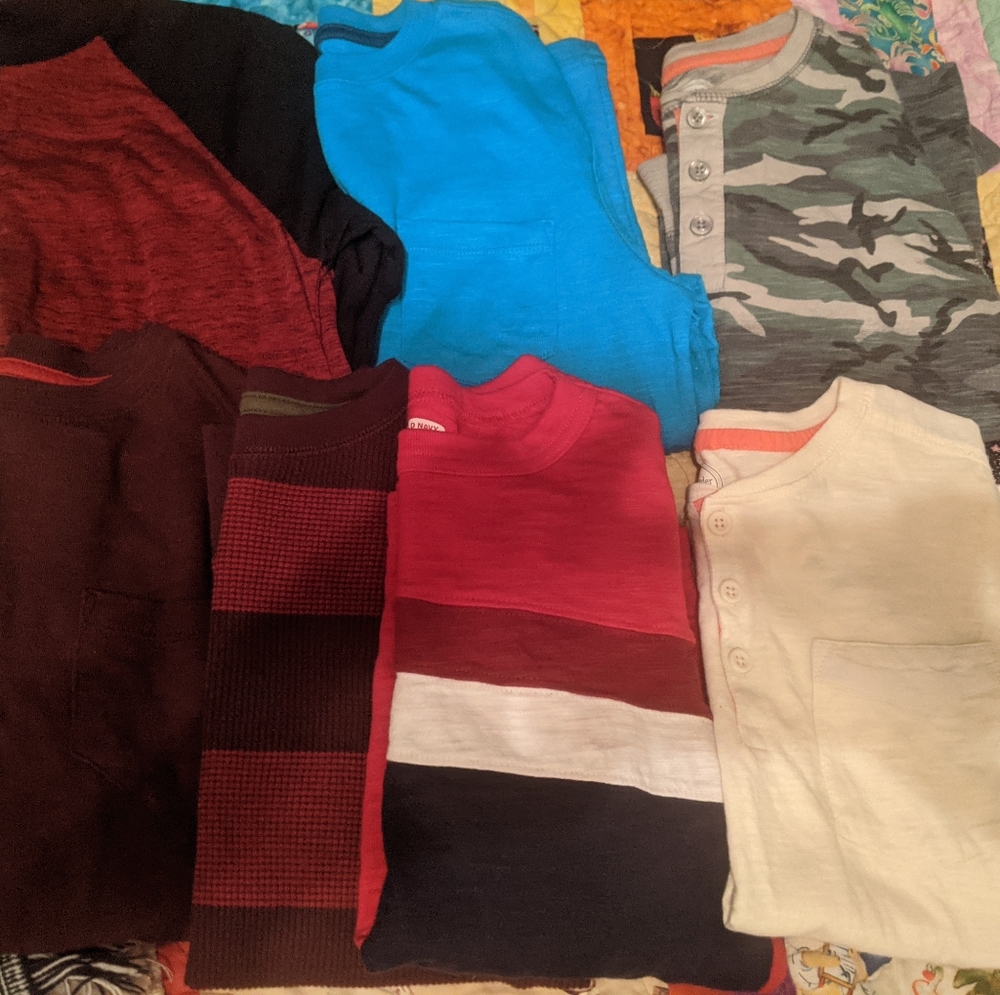Boys long sleeve shirts. EUC